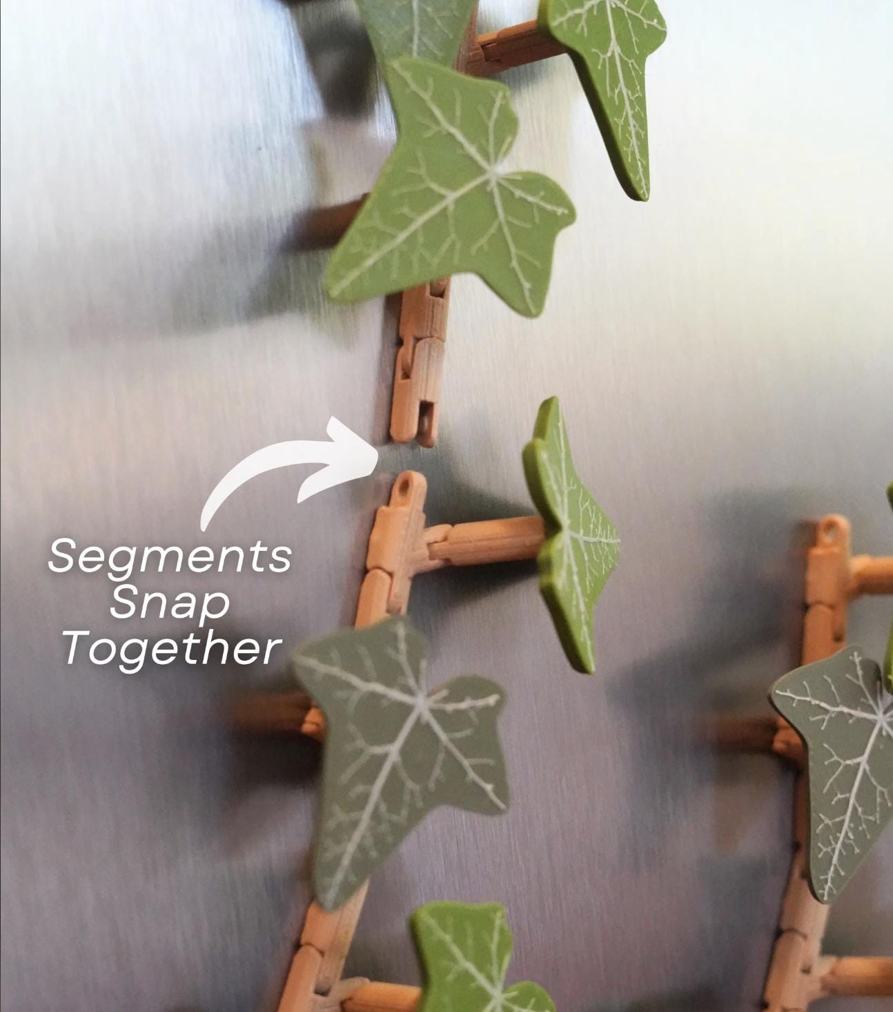 Ivy Fridge Magnet Set – English Green or Autumn Red | Articulated Vine with Magnetic Leaves